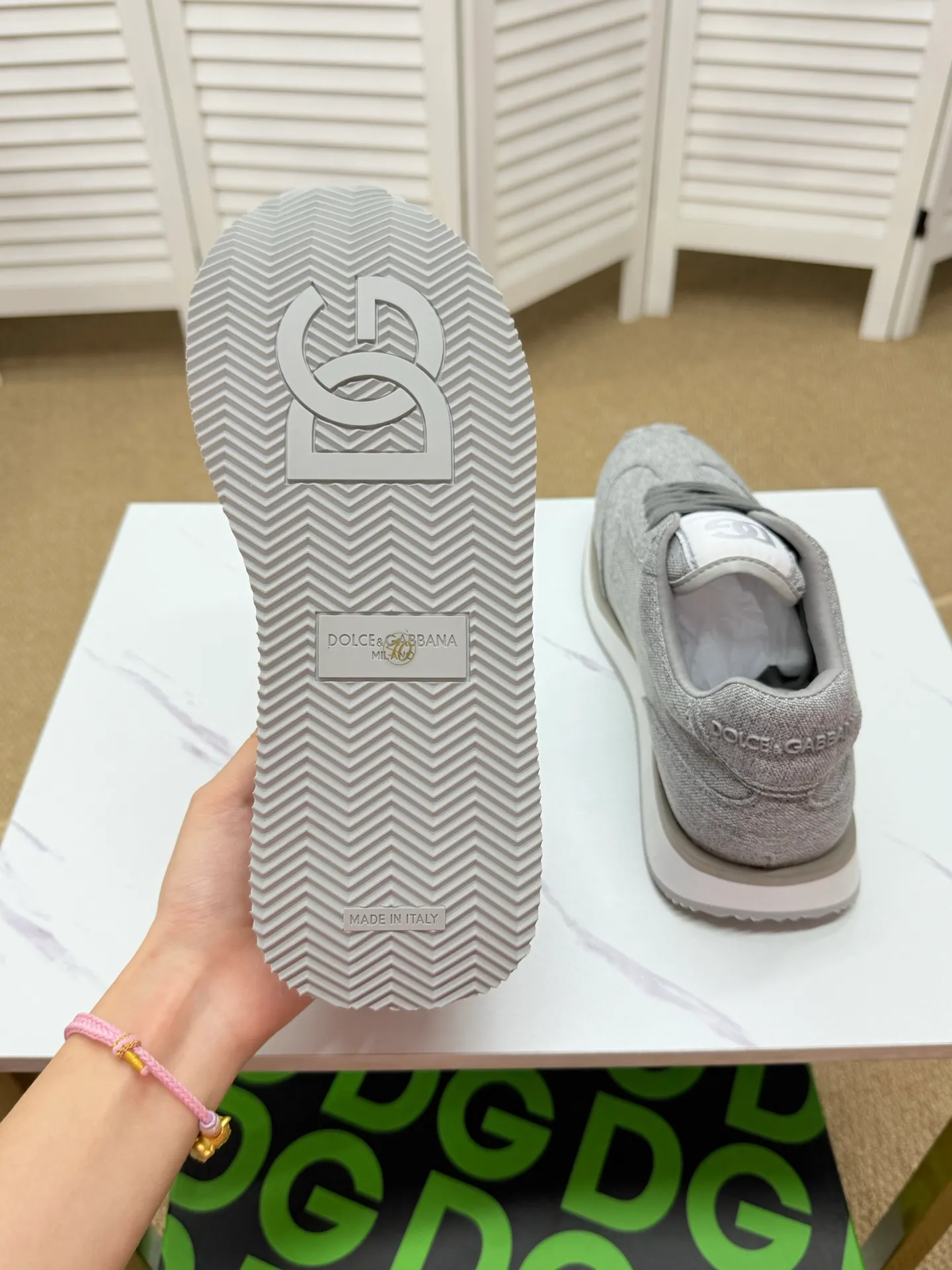 Men's clothing and shoes 230. The latest sports and casual shoes for couples (DG) are fashionable and versatile, and can add luster to various looks. Create an exquisite design with unique dynamic vitality and modern atmosphere, showing modern elegance. Size: 36-46 (45 and 46 are custom-made and cannot be returned or exchanged) Se